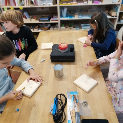 Eszterlánc Montessori Roots